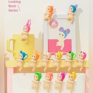 NEW Sonny Angel Hipper Looking Back Series blind box unopened